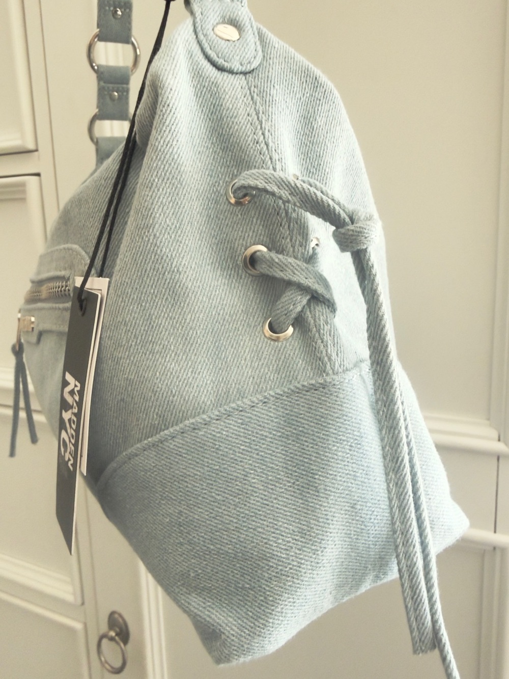 🩵 Madden NYC Denim Chambray Light Blue Grommet Shoulder Bag - New! - Picture 7 of 13
